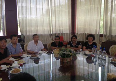 trustandtrade-g-april-10-400x280